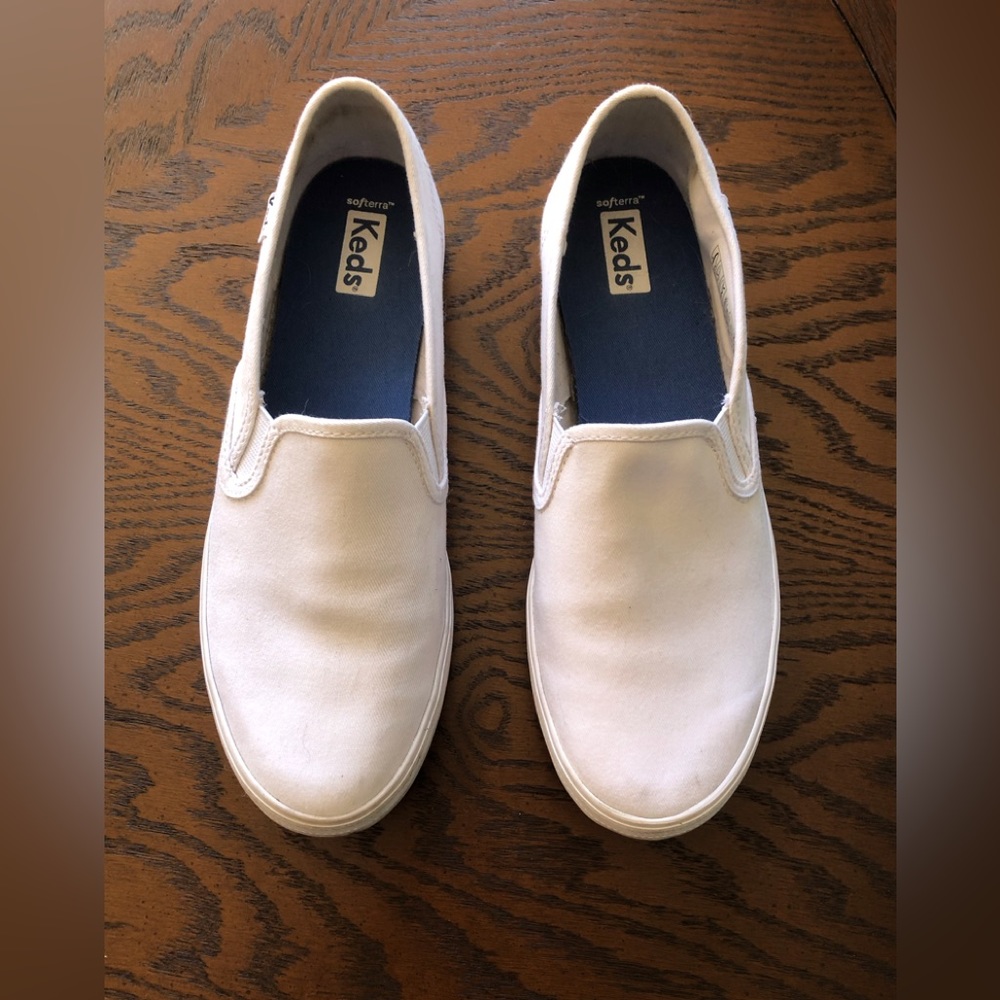 White keds